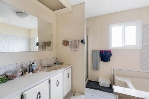 11090 Chemainus Rd, Saltair, BC 