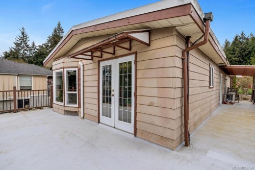 11090 Chemainus Rd, Saltair, BC 