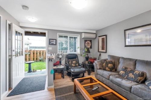11090 Chemainus Rd, Saltair, BC 
