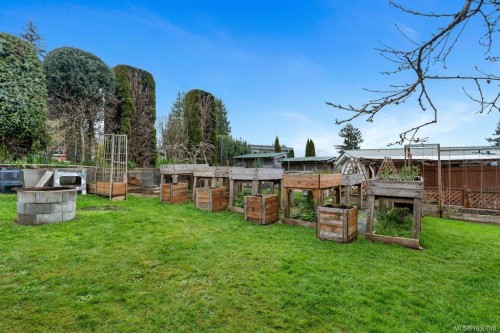 11090 Chemainus Rd, Saltair, BC 