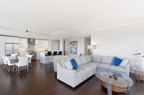 #204-439 College Rd, Qualicum Beach, BC 