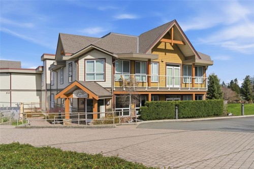 #204-439 College Rd, Qualicum Beach, BC 