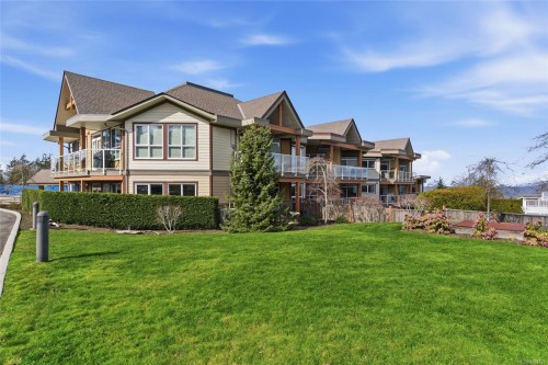 #204-439 College Rd, Qualicum Beach, BC 