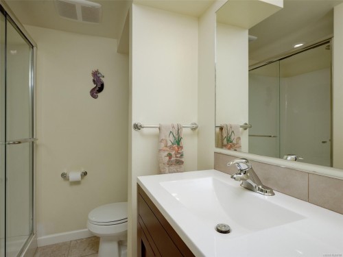 1809 Pritchard Rd, Cowichan Bay, BC 