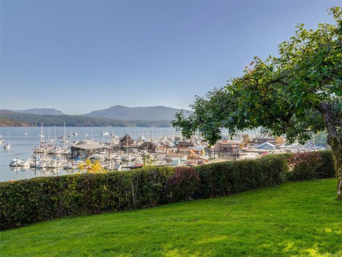 1809 Pritchard Rd, Cowichan Bay, BC 