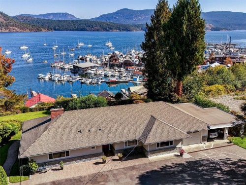 1809 Pritchard Rd, Cowichan Bay, BC 