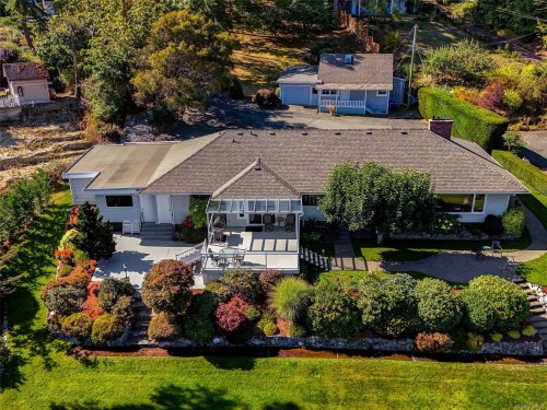 1809 Pritchard Rd, Cowichan Bay, BC 