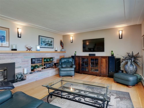 1809 Pritchard Rd, Cowichan Bay, BC 