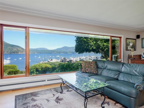 1809 Pritchard Rd, Cowichan Bay, BC 