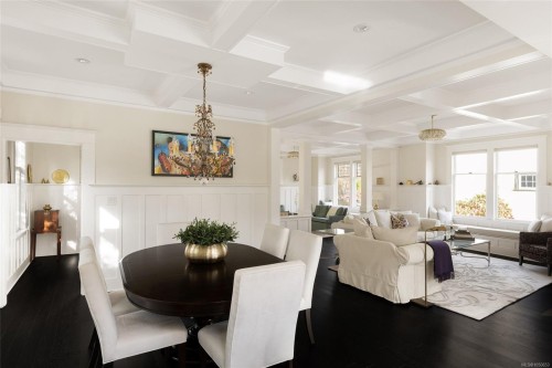 1033 Monterey Ave, Oak Bay, BC 
