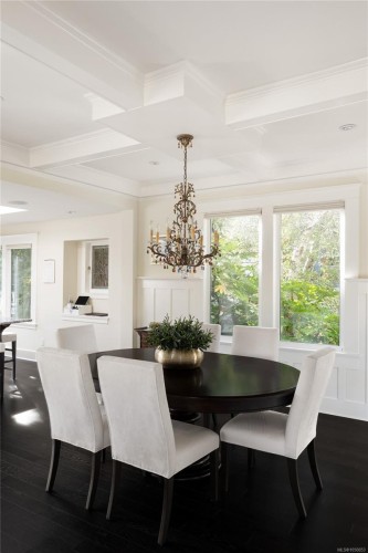 1033 Monterey Ave, Oak Bay, BC 