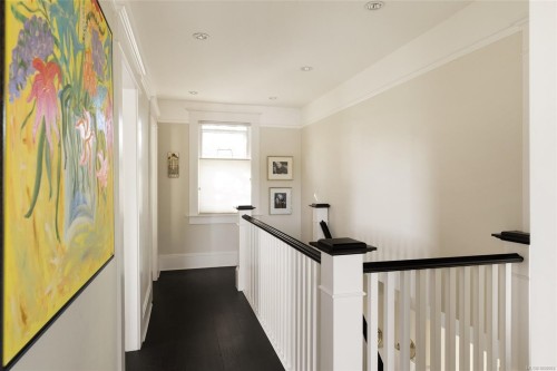 1033 Monterey Ave, Oak Bay, BC 