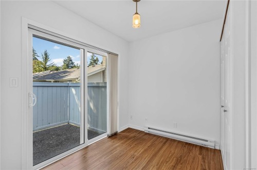 #9-3966 Cedar Hill Cross Rd, Saanich, BC 