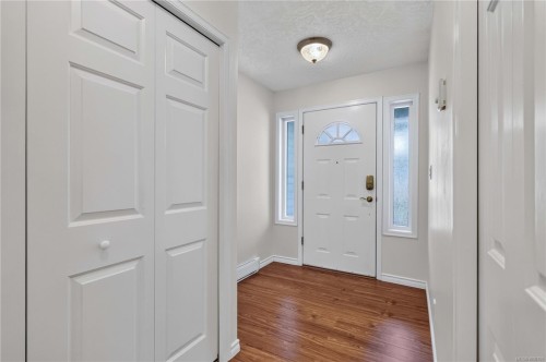 #9-3966 Cedar Hill Cross Rd, Saanich, BC 