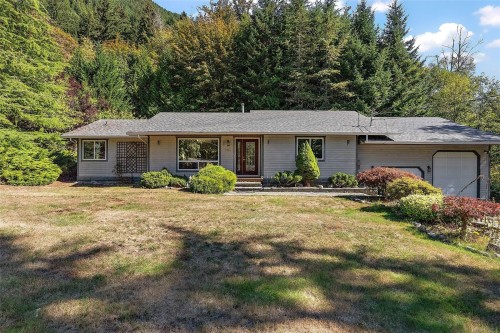 8133 Miracle Close, Youbou, BC 