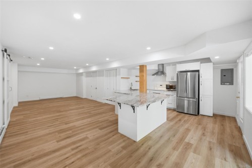 211 Saturna Dr, Qualicum Beach, BC 