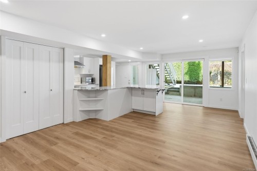 211 Saturna Dr, Qualicum Beach, BC 