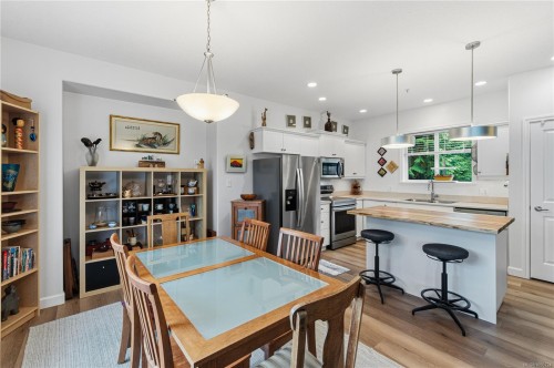 #110-813 Oakhills Vista, Nanaimo, BC 