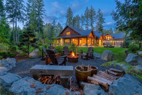 5625 Willow Rd, Port Alberni, BC 