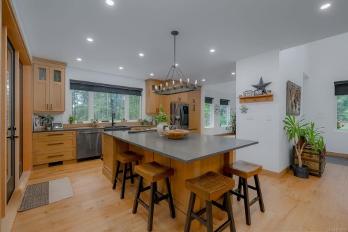 5625 Willow Rd, Port Alberni, BC 