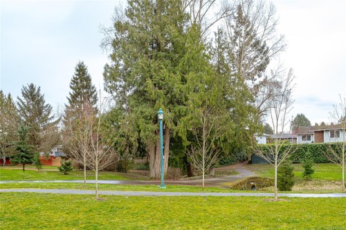 #13-10480 Resthaven Dr, Sidney, BC 