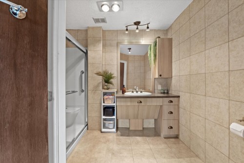 Salle de bains - 302 Rue Langevin, Saint-Odilon-De-Cranbourne, QC 