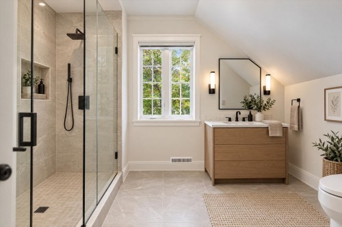 Salle de bains - 302 Rue Langevin, Saint-Odilon-De-Cranbourne, QC 