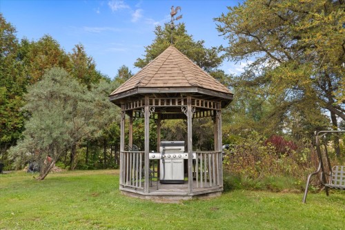 Cour - 302 Rue Langevin, Saint-Odilon-De-Cranbourne, QC 