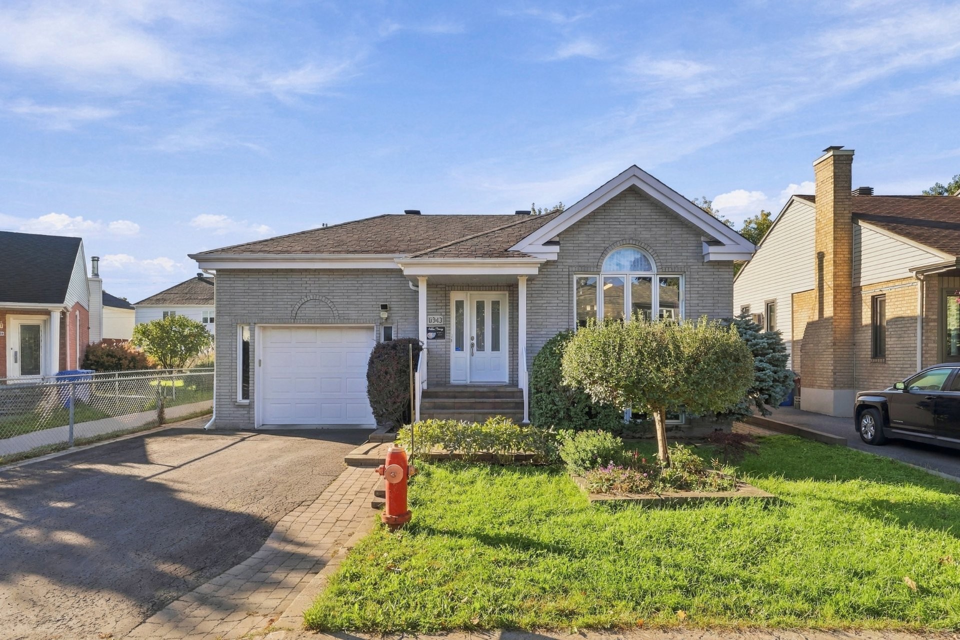 6343 Rue Antoine Manseau — photo 1