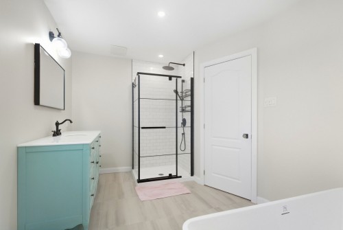 Salle de bains - 8754 Av. Royale, Château-Richer, QC 