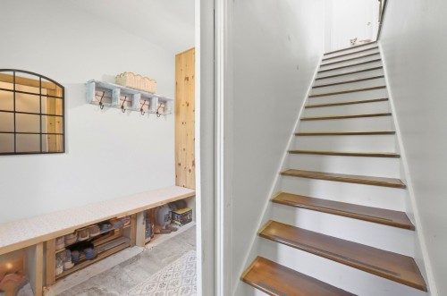 Escalier - 8754 Av. Royale, Château-Richer, QC 