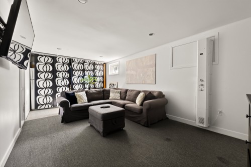 Salle familiale - 80 Rue De Kiel, Laval (Vimont), QC 