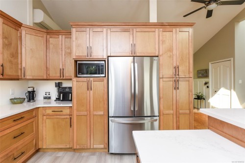 1530 Grayling Dr, Comox, BC 