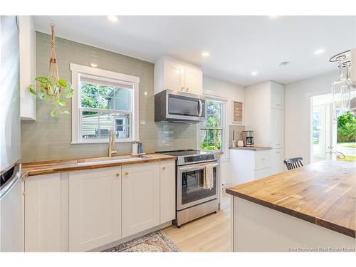 239 Medley St, Fredericton, NB 