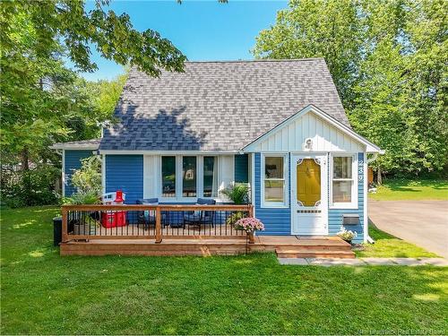239 Medley St, Fredericton, NB 