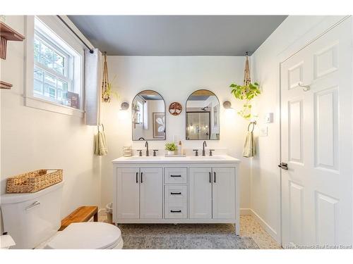 239 Medley St, Fredericton, NB 