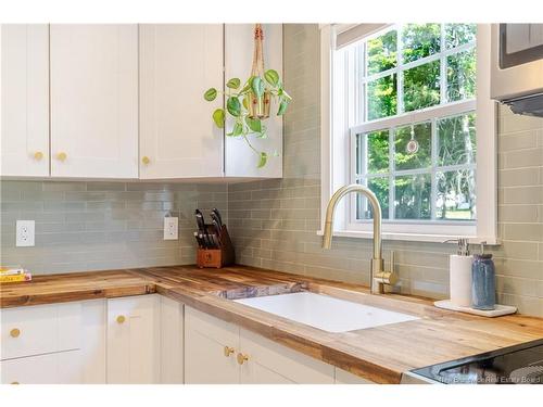 239 Medley St, Fredericton, NB 