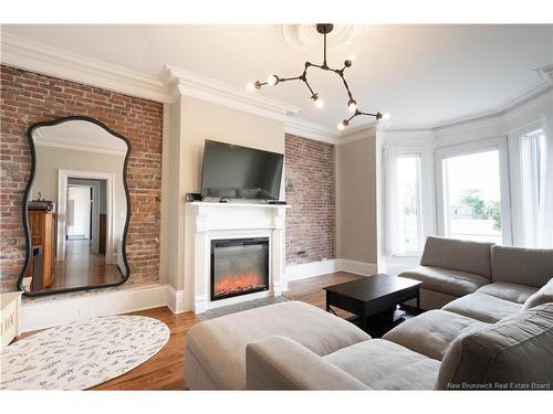 77 Mecklenburg St, Saint John, NB 