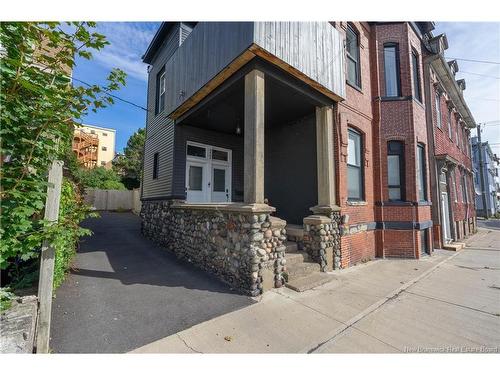 77 Mecklenburg St, Saint John, NB 