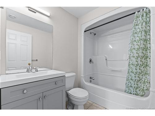 237 Glencairn Dr, Moncton, NB 