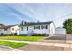 153 Second AVE Moncton, NB E1C 7Y3