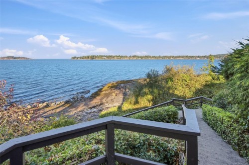 1845 Craig Dr, Nanoose Bay, BC 