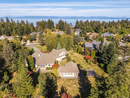 1063 Kincora Lane, Comox, BC 