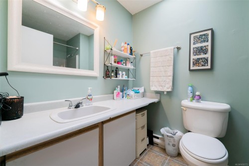 1814 Richardson Rd, Nanaimo, BC 
