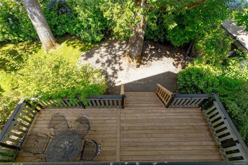 875 Richmond Ave, Victoria, BC 