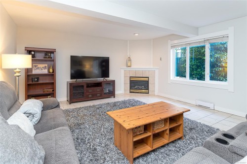 875 Richmond Ave, Victoria, BC 