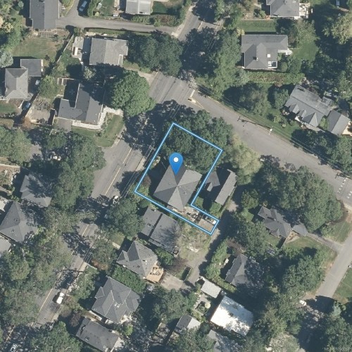 875 Richmond Ave, Victoria, BC 