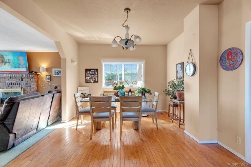 275 Bayview Ave, Ladysmith, BC 