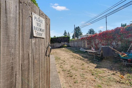 275 Bayview Ave, Ladysmith, BC 