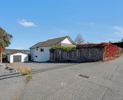 275 Bayview Ave, Ladysmith, BC 